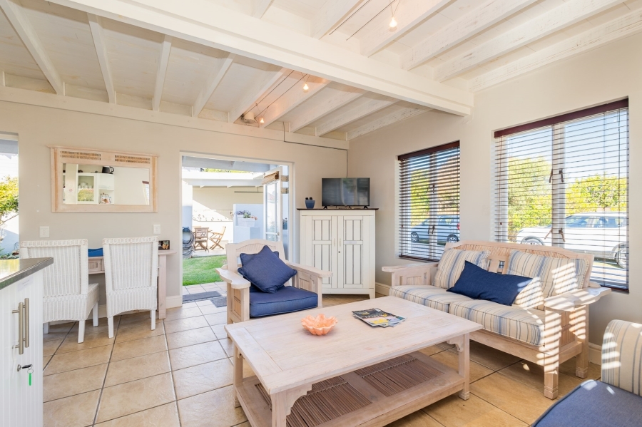 2 Bedroom Property for Sale in Keurboomstrand Western Cape